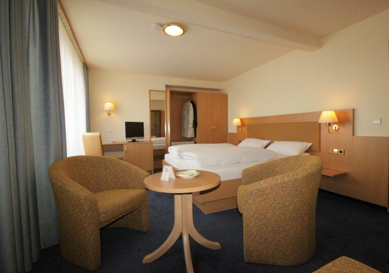 Hotel Garni Eden Meersburg Esterno foto
